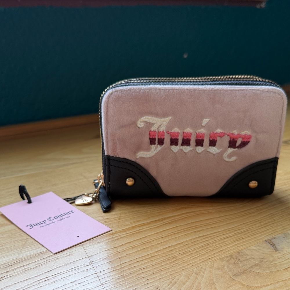 NWT Juicy Couture Retro Vibe Double Zip Around Wallet Dusty Blush/Chocolate